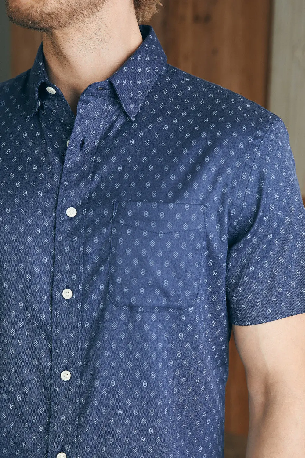 Faherty Movement Short-Sleeve Shirt In Navy Dusk Diamond Print 2