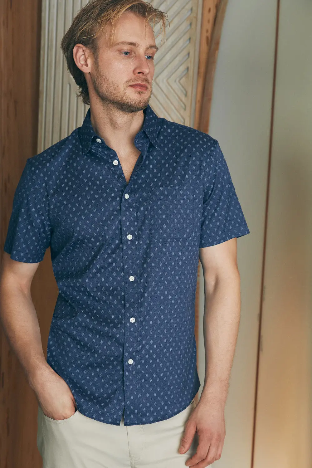 Faherty Movement Short-Sleeve Shirt In Navy Dusk Diamond Print 3