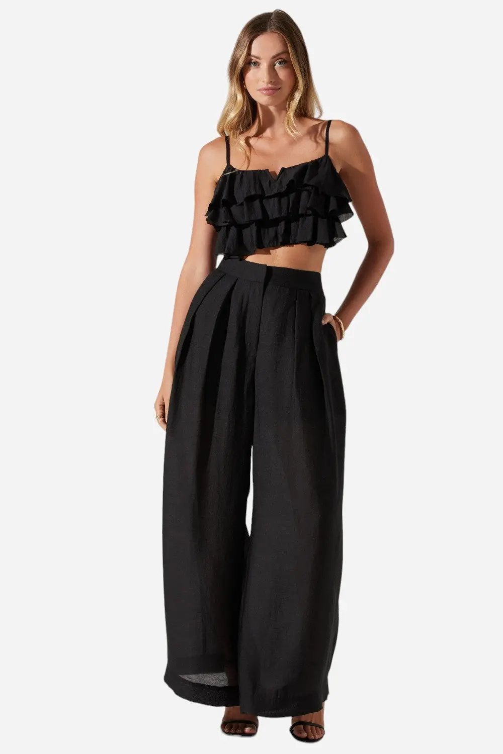 Astr The Label Elyana Wide Leg Pants In Black 1