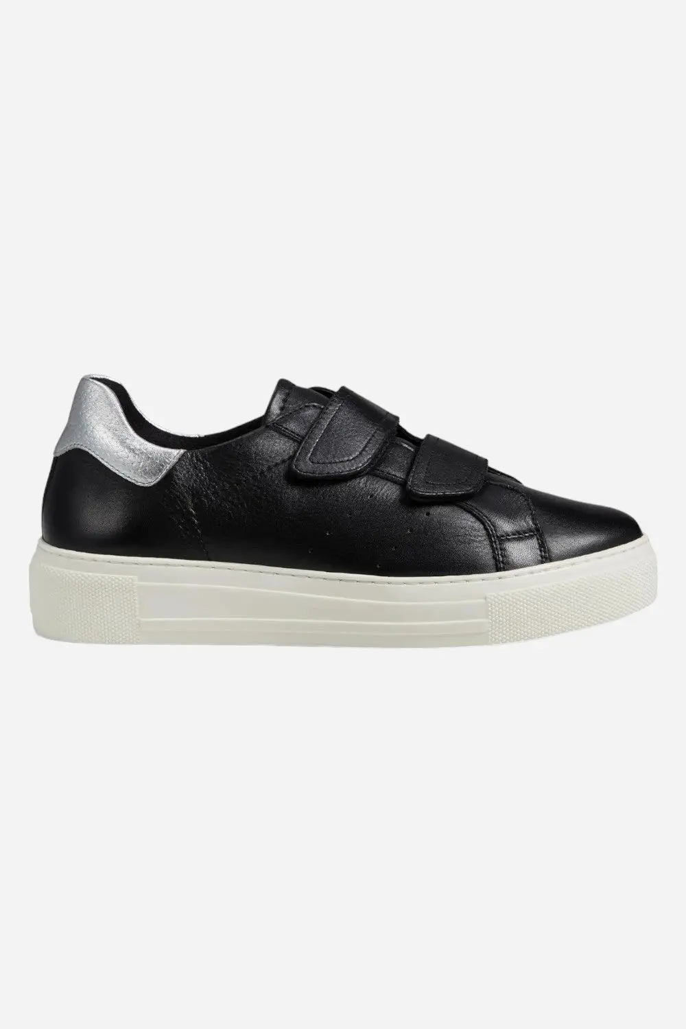 Seychelles Trading Places Sneakers In Black 1