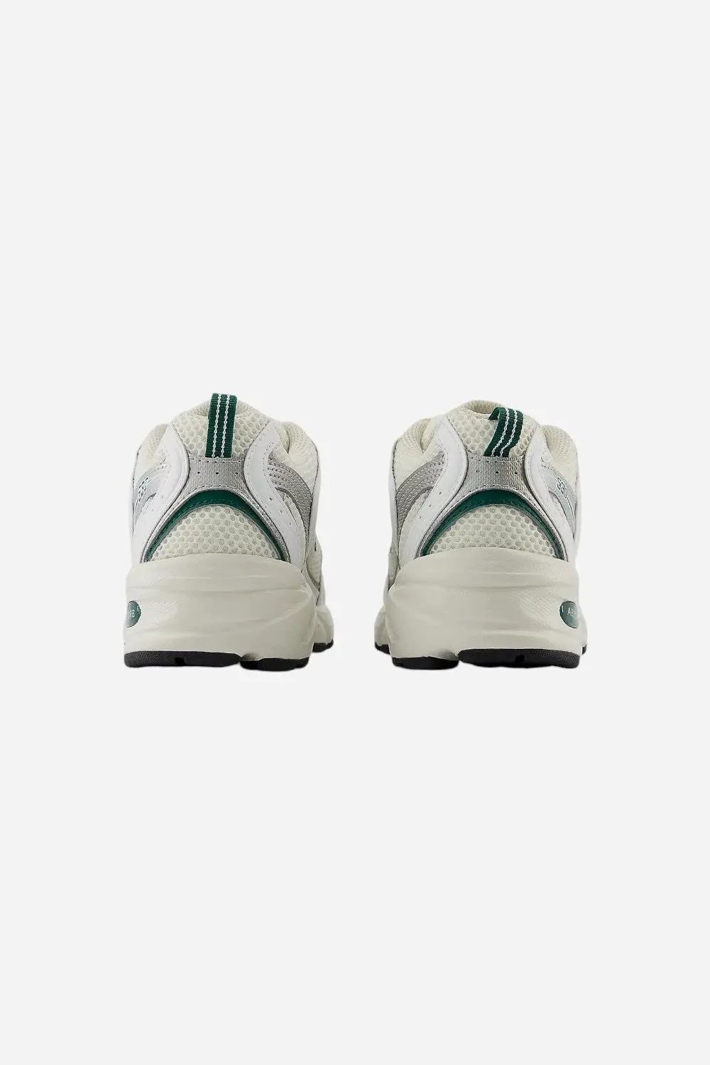 Unisex New Balance 530 Sneakers In Sea Salt White/Marsh Green 5