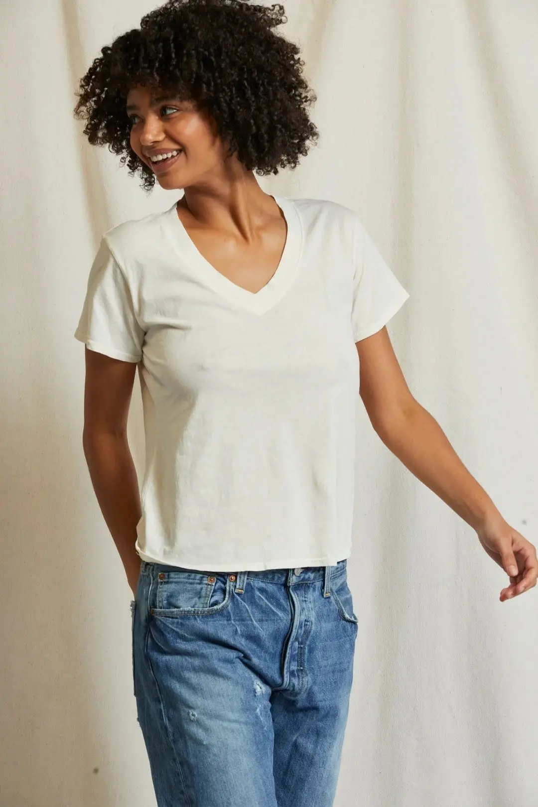 Perfect White Tee Hendrix Short Sleeve Boxy V Neck Tee In Bright Ivory 2