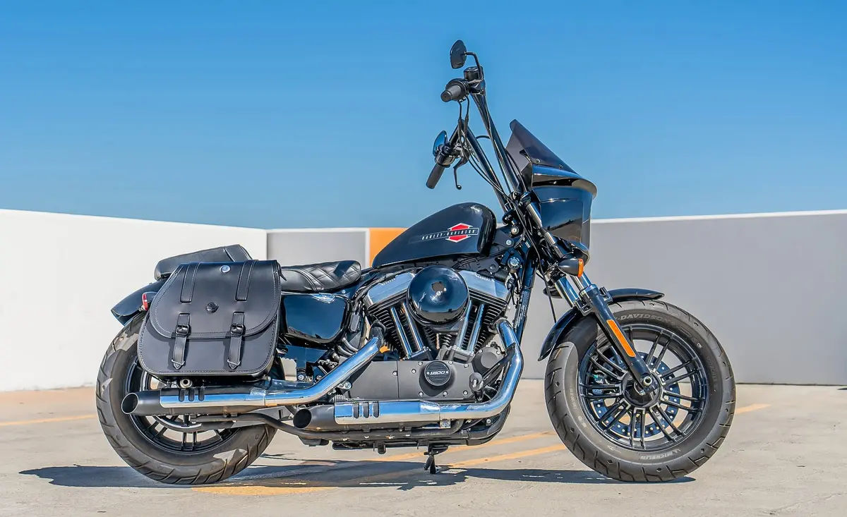 30L - Ghost Large Shock Cutout Motorcycle Saddlebags For Harley Sportster Seventy Two Xl1200v 2