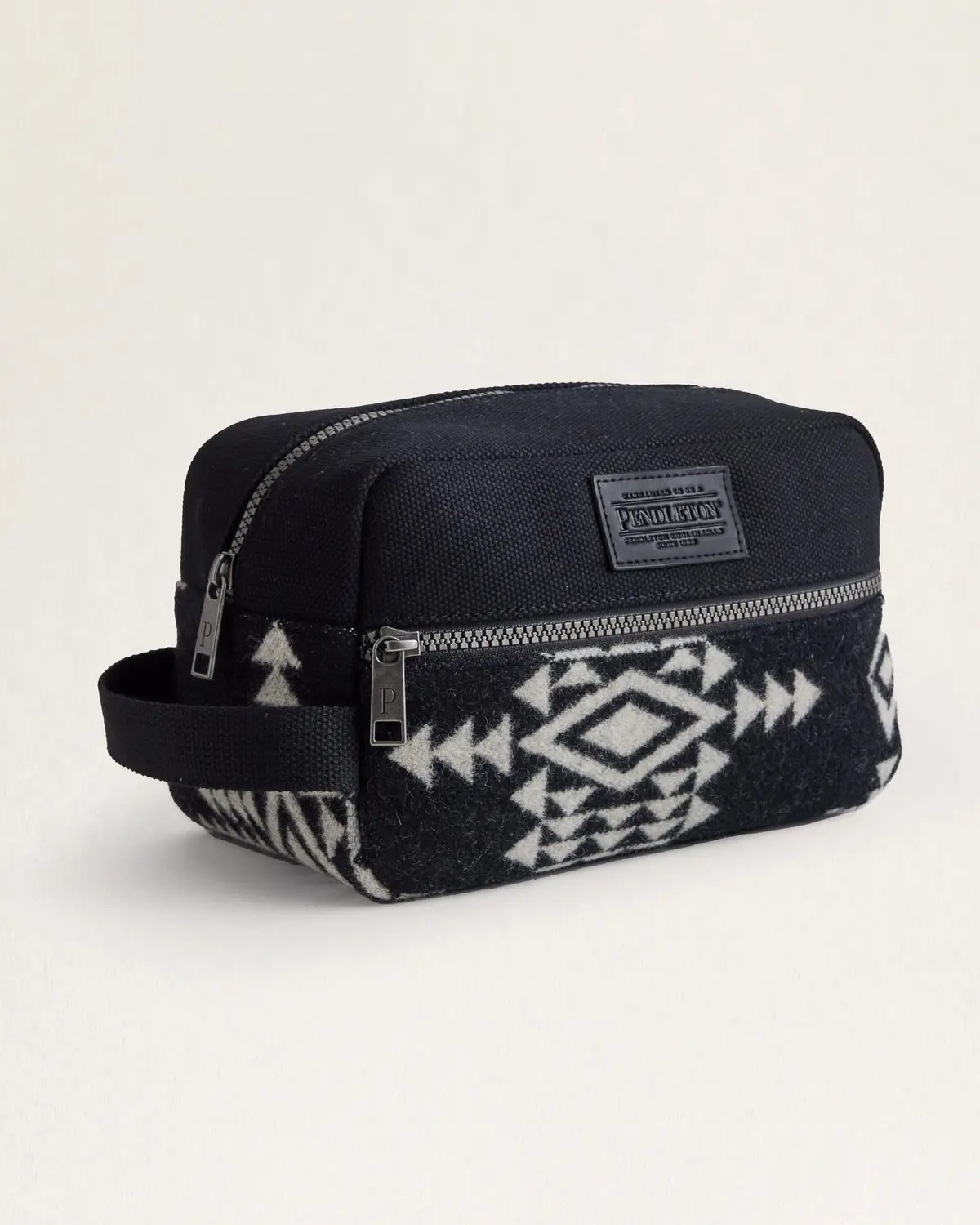 Pendleton Woolen Mills Rock Point Carryall Pouch In Black 2