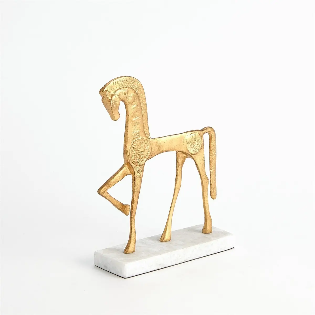 Small Roman Horse In Gold 1