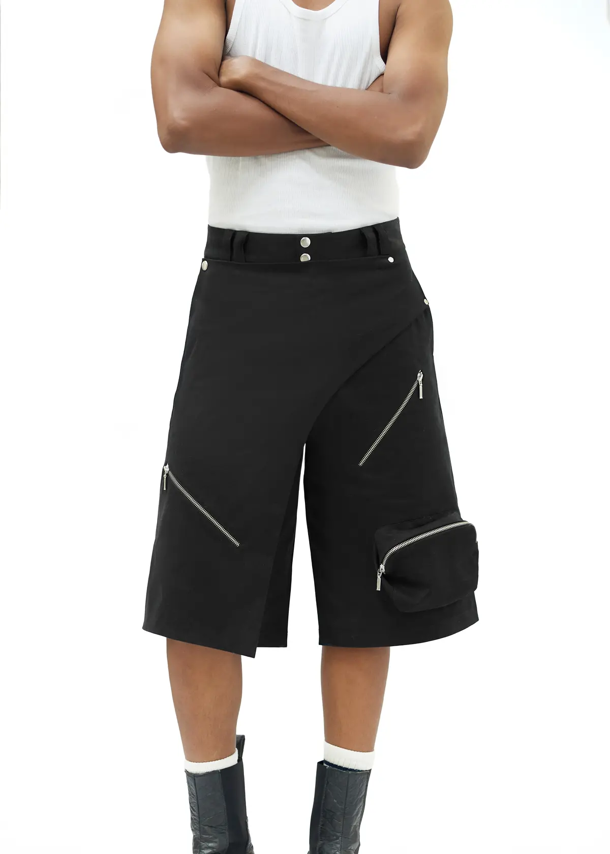 Panelled Shorts In Black 1