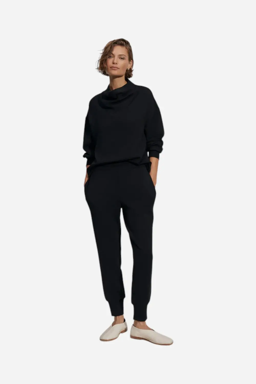 Varley Slim Cuff Pant 25" In Black 3