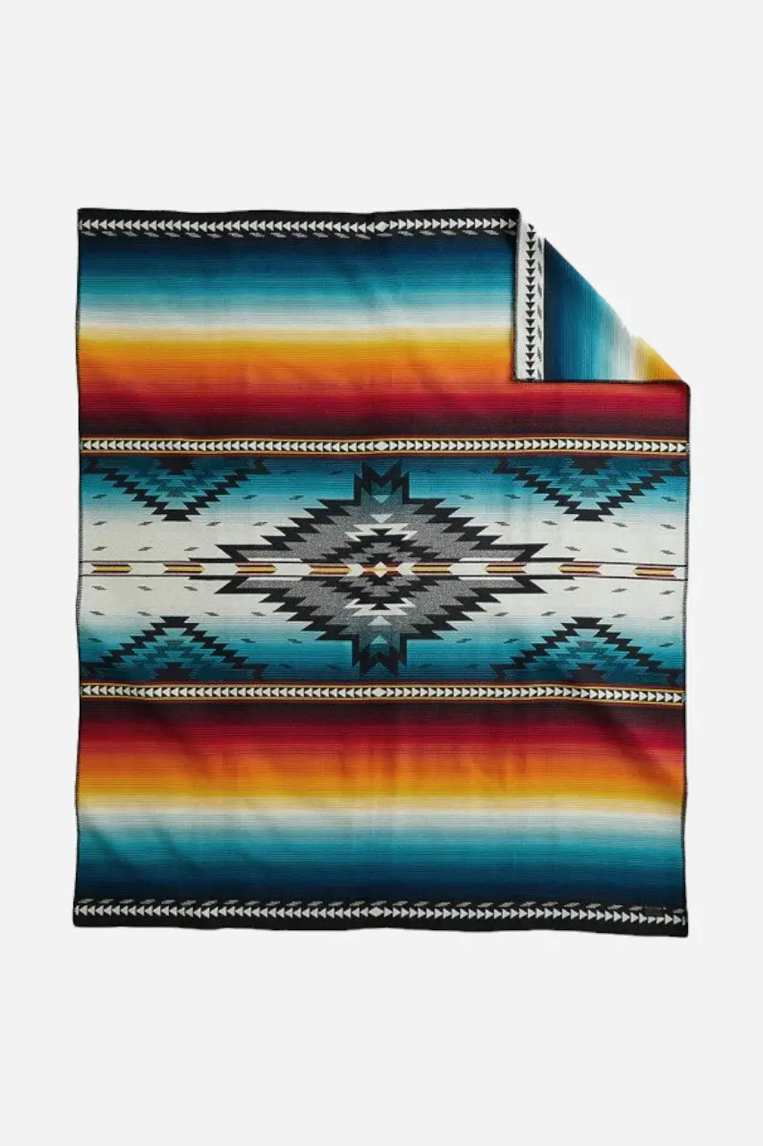 Pendleton Jacquard Unnapped Robe Saltillo Sunset 1