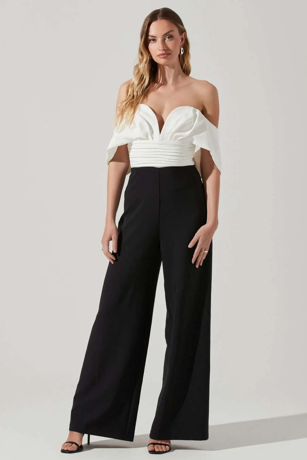 Astr The Label Betania Colorblock Wide Leg Jumpsuit In White Black 2