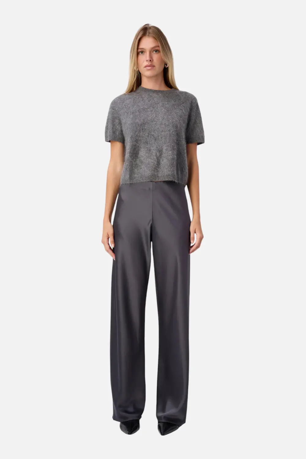 Cami Nyc Bristol Mid Rise Pant In Coal 1
