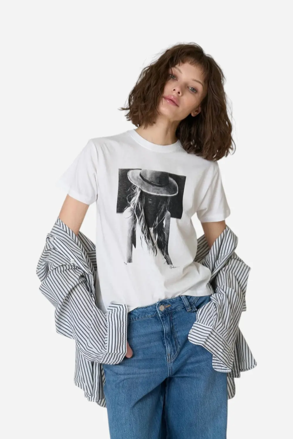 Cpress Studio Becoming Mushie Tee In Worn White 3