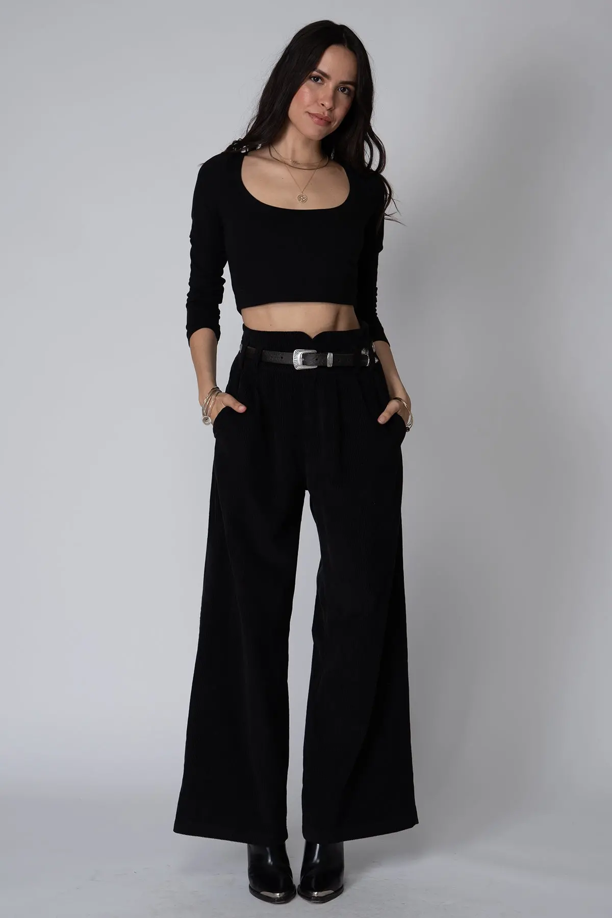 Stillwater Corduroy Knotch Waist Pant In Black 2