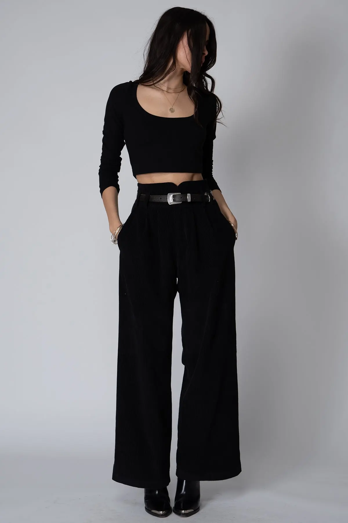 Stillwater Corduroy Knotch Waist Pant In Black 3