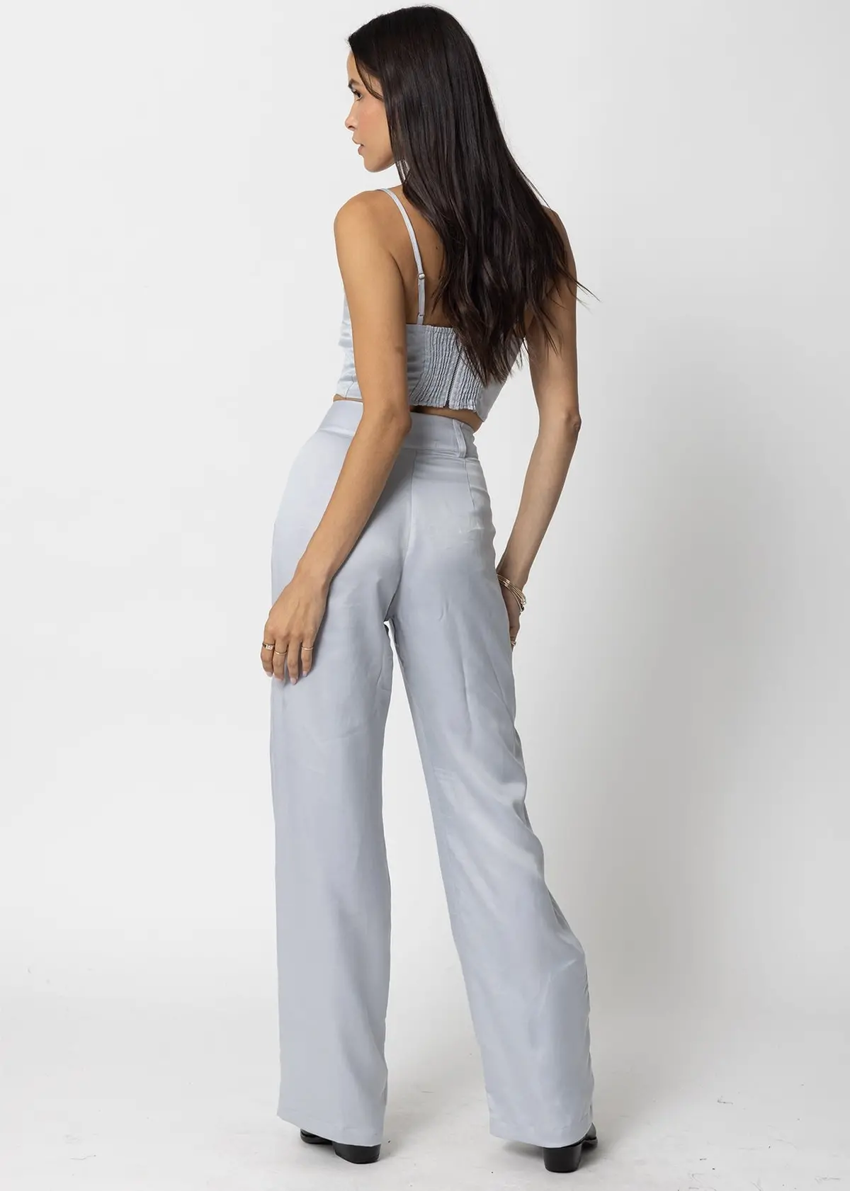 Stillwater Cupro Silky Pleated Pant In Silver 3