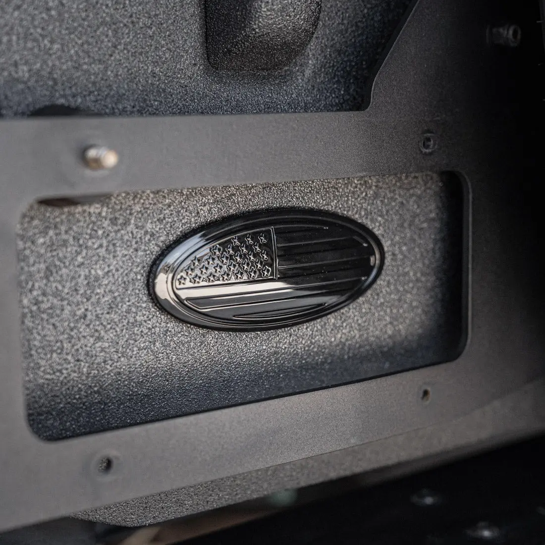 Ovalay Blackout Oval Emblem Cover For 6G Ford Bronco - Us Flag 2