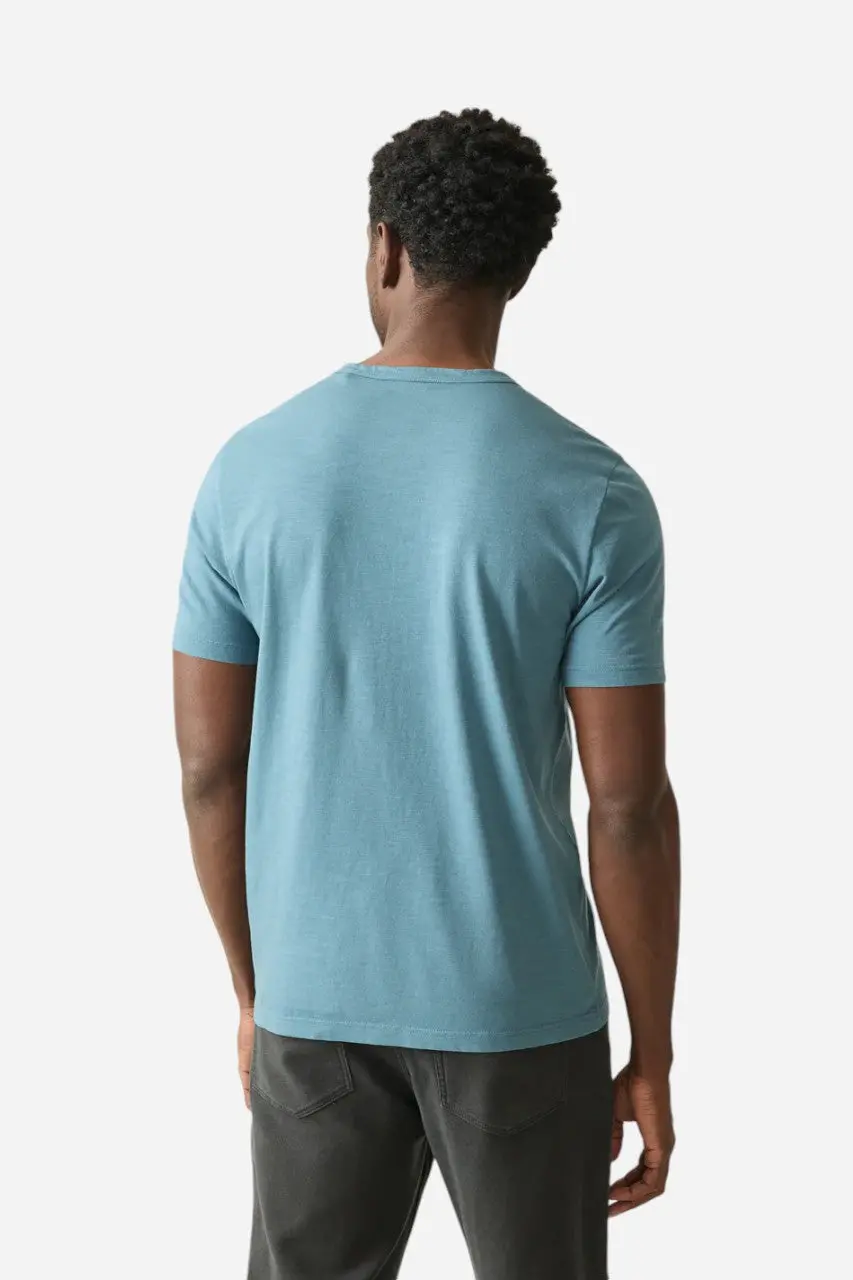Faherty Sunwashed Pocket Tee In Teal Harbor 3