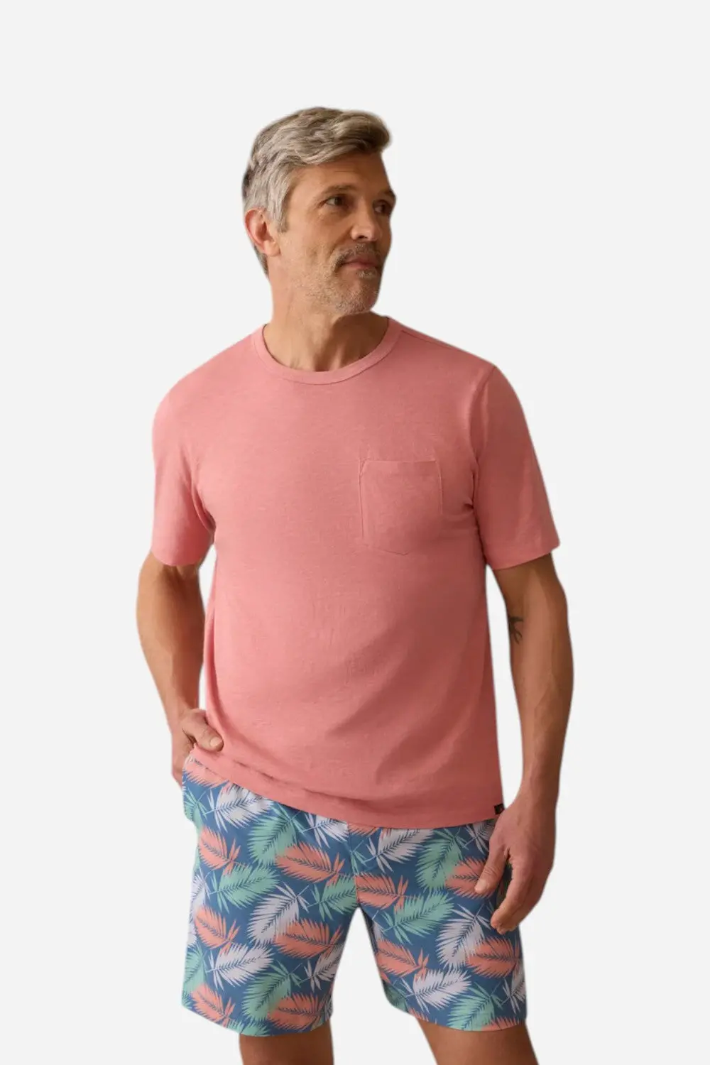 Faherty Sunwashed Pocket Tee In Faded Flag 1