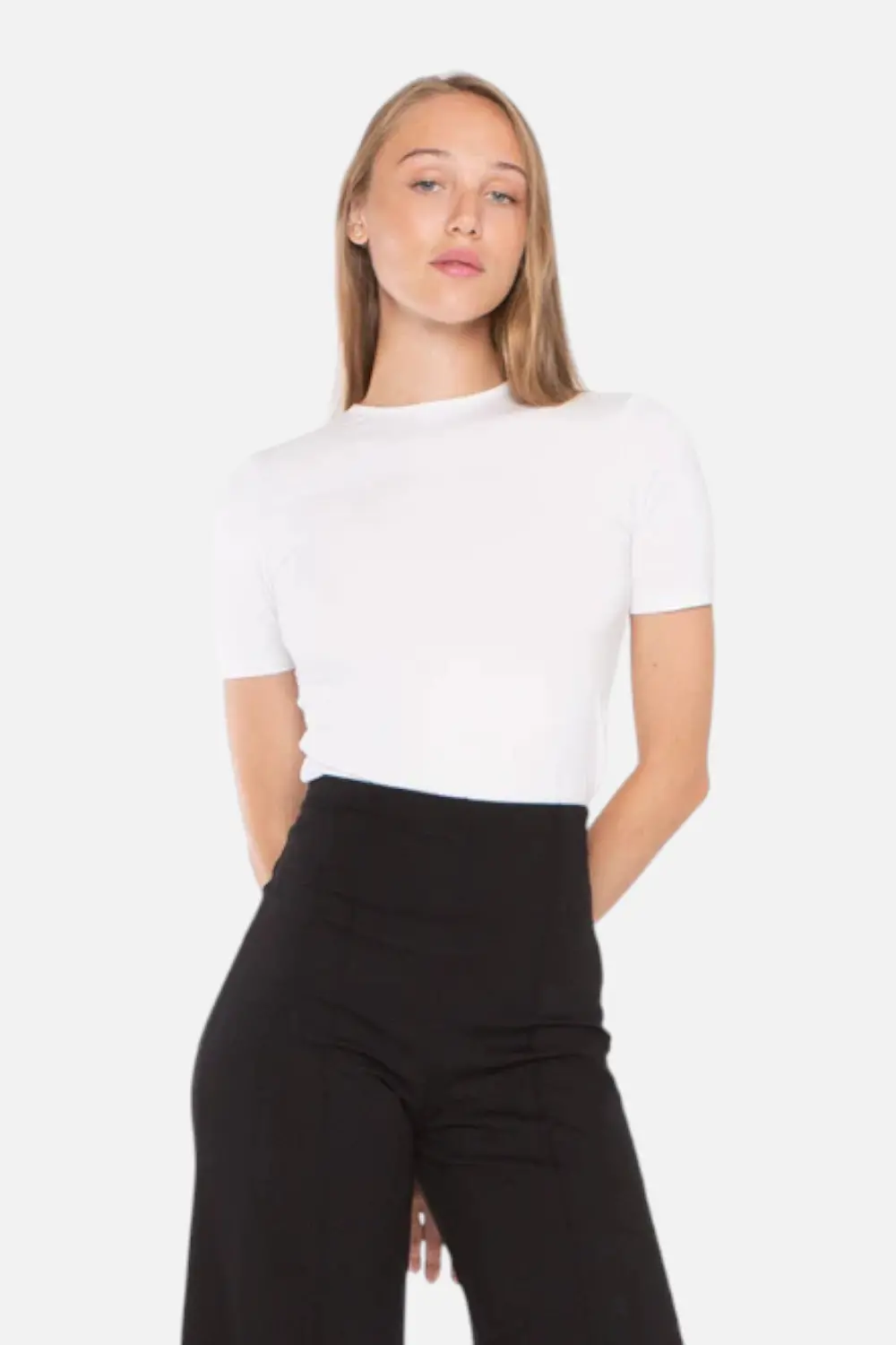 Ripley Rader Fitted T-Shirt In White 1
