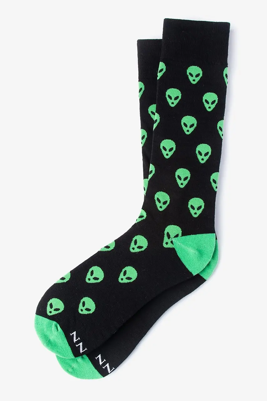 Alynn I Want To Believe Socks 1