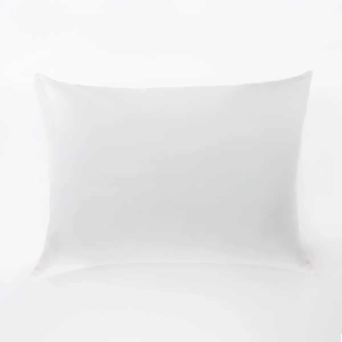 "Solid Slumber" White Squishpillow Pillowcase (Standard) 1