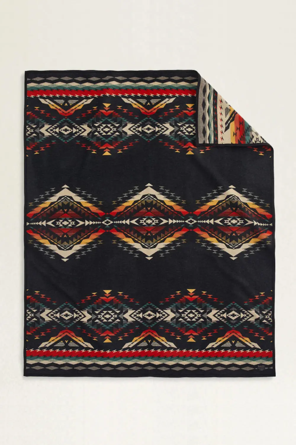 Pendleton Woolen Mills Jacquard Unnapped Robe In Bridge Creek 1