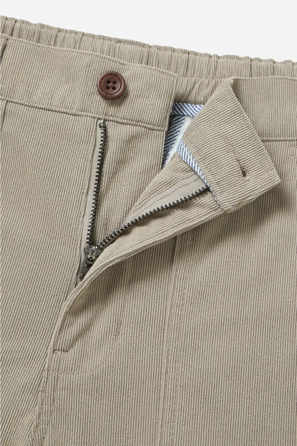 Katin Trails Corduroy Short In Vintage Khaki 5
