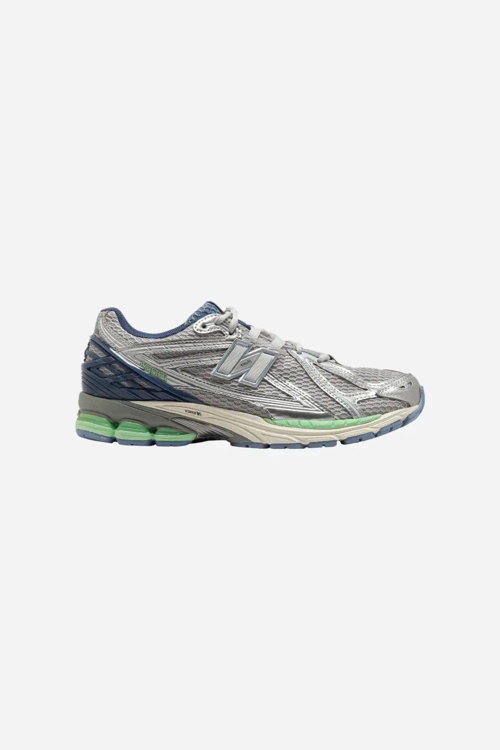 Men's New Balance 1906R In Silver Metallic 1