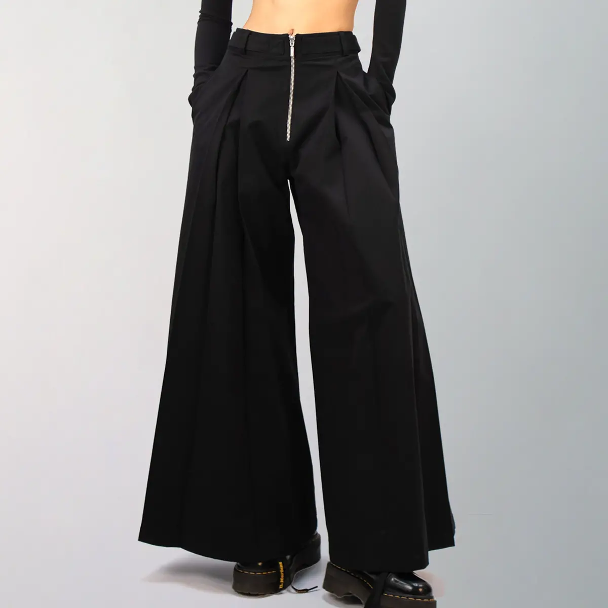 Big Pleat Pants In Black 1