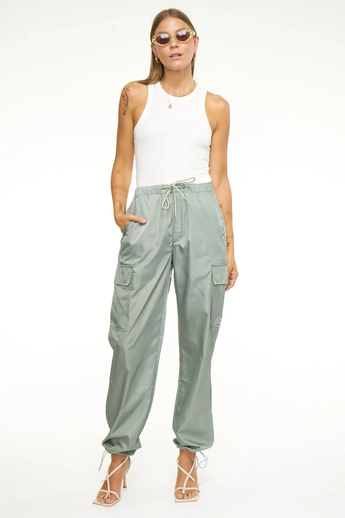 Pistola Jade Lightweight Cargo Trouser In Bluff 2