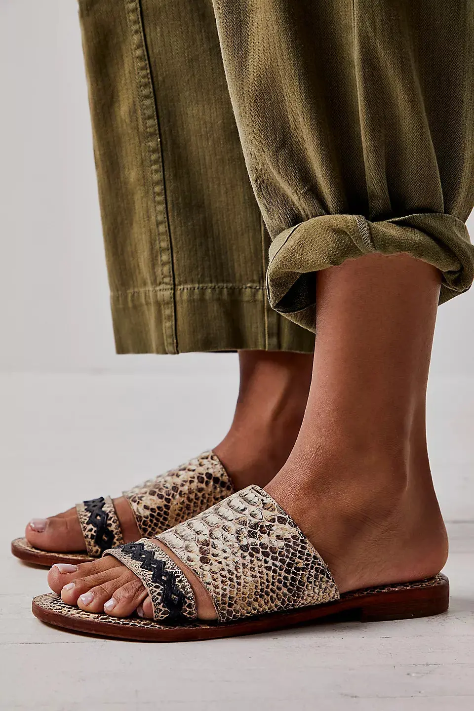 Saturday Sandal In Snake 1