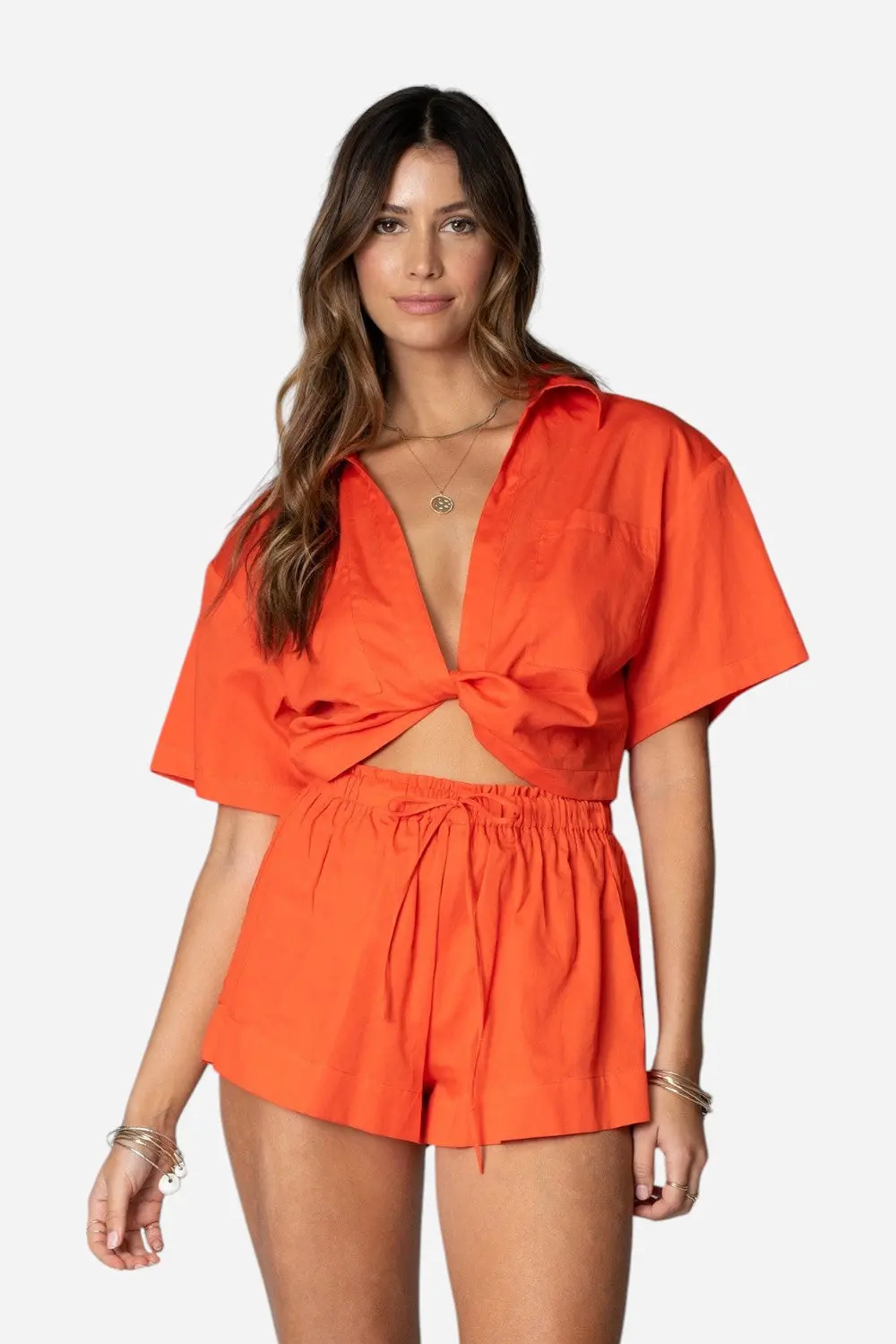 Stillwater Knot Front Short Sleeve Shirt In Poppy 1