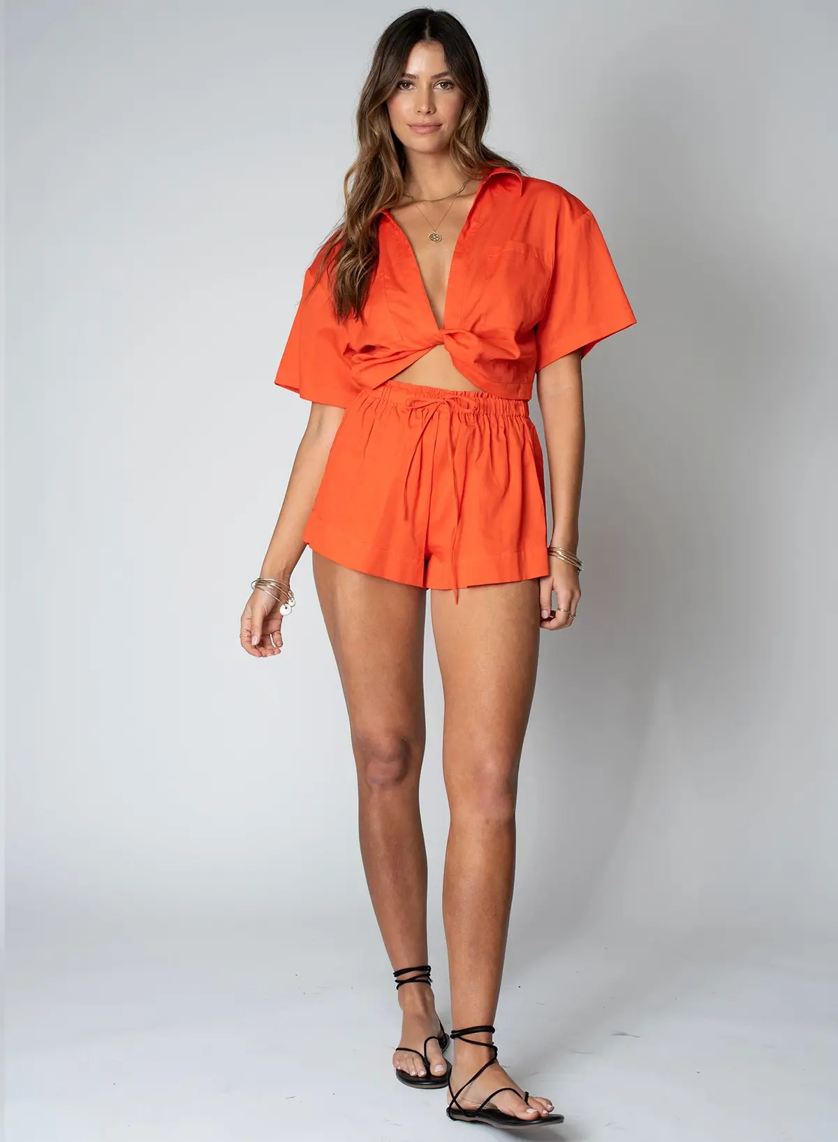 Stillwater Knot Front Short Sleeve Shirt In Poppy 2