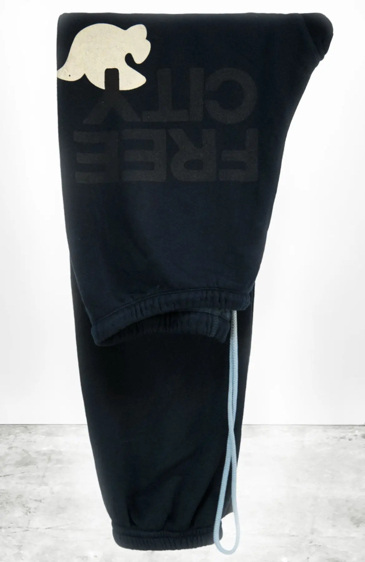 Freecity Superfluff Lux Og Sweatpant In Deepspace Cream 1