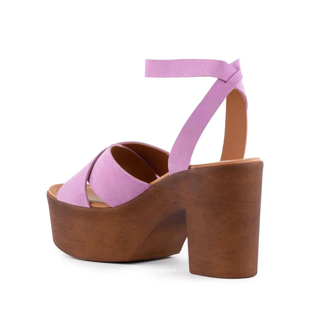 Seychelles Sweetener Sandal In Orchid Suede 3