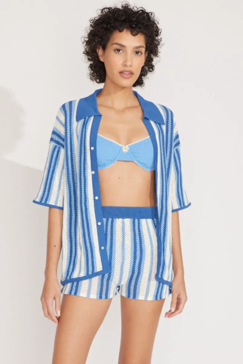 Solid & Striped The Dahlia Top In Marina Blue Stripe 1