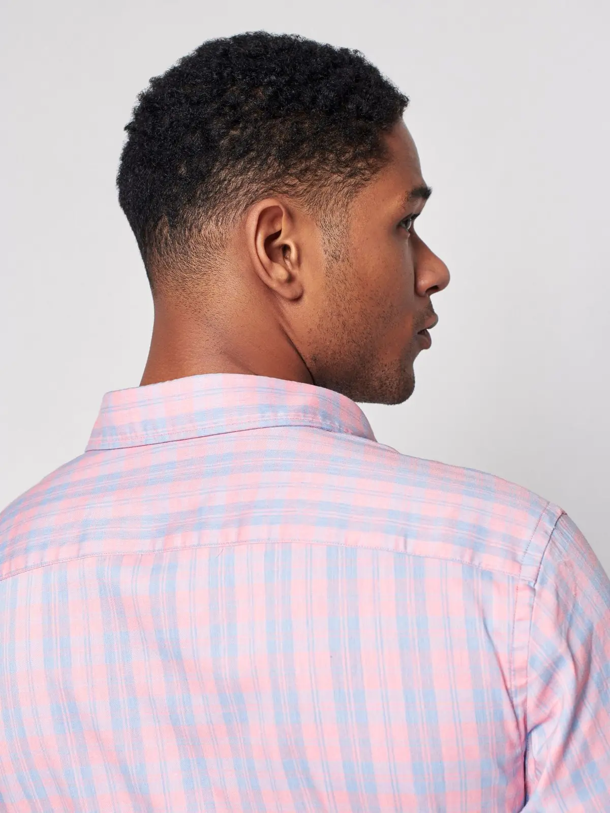 Faherty The Movement Shirt In Summer Rose Plaid 3