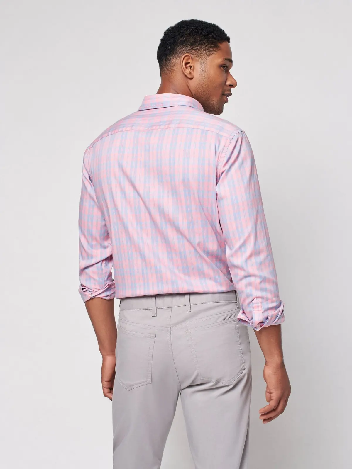 Faherty The Movement Shirt In Summer Rose Plaid 4