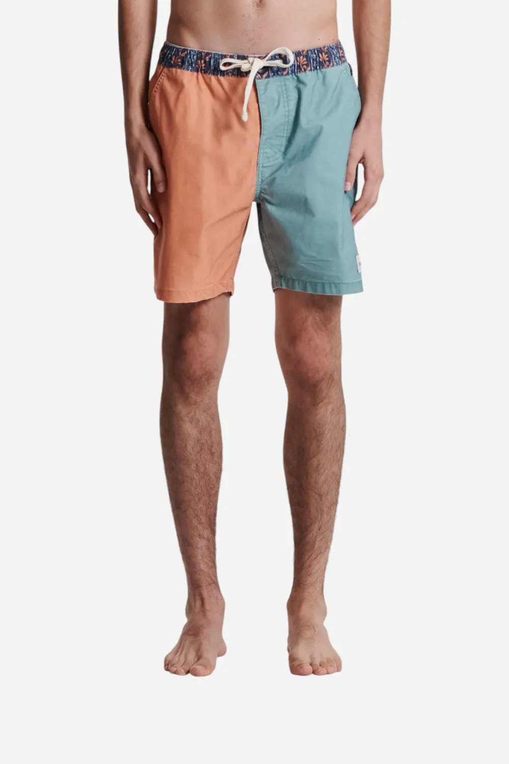 The Critical Slide Society Plain Jane 16" Trunk In Peach 1