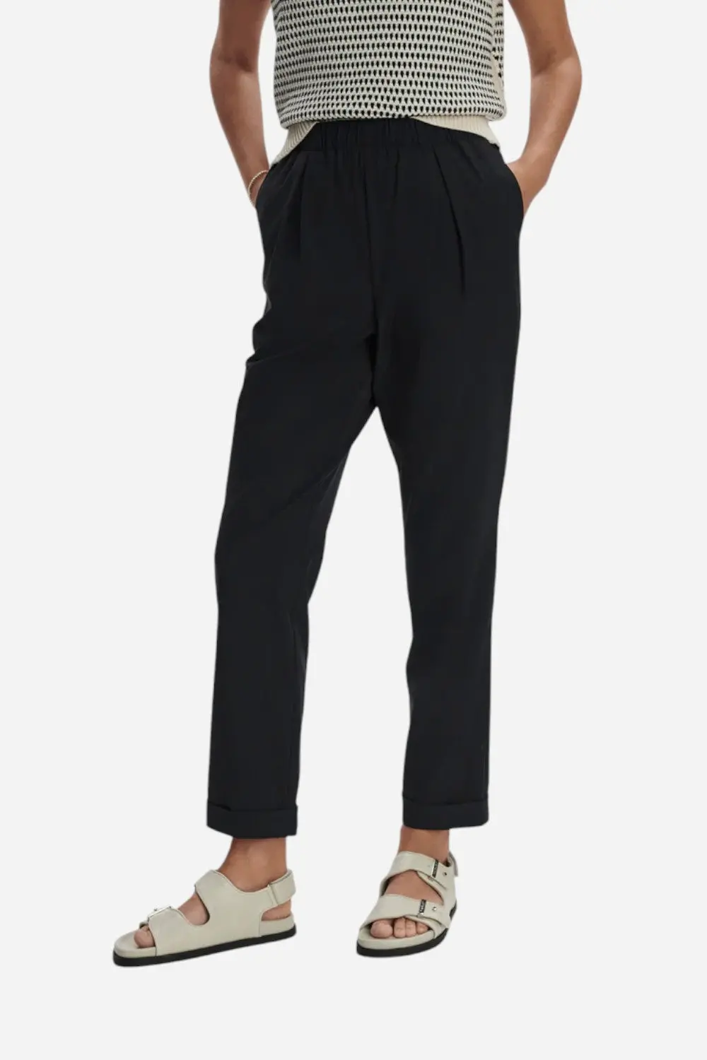 Varley Alana Slim Tapered Cuff Pant 27" In Black 1