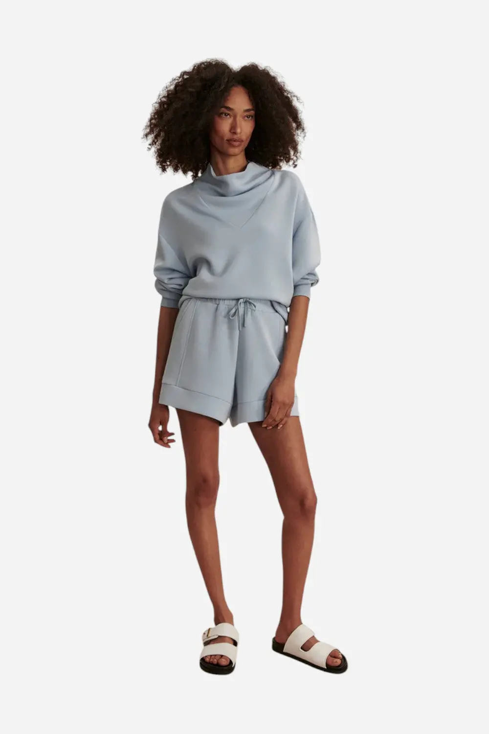 Varley Atrium High-Rise Short 4.5" In Cashmere Blue 2