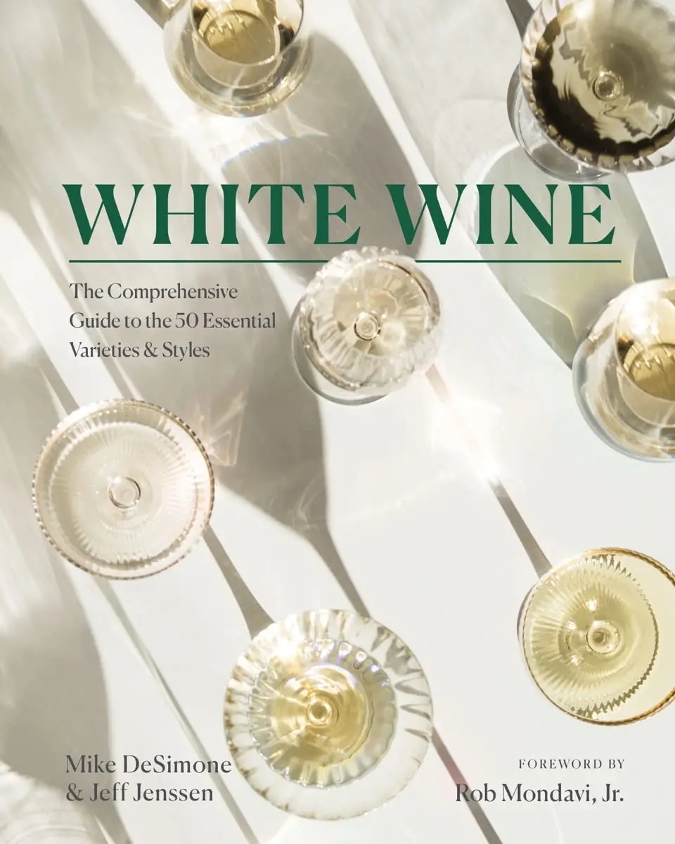 Ww Norton White Wine The Comprehensive Guide To The 50 Essential Varieties 1