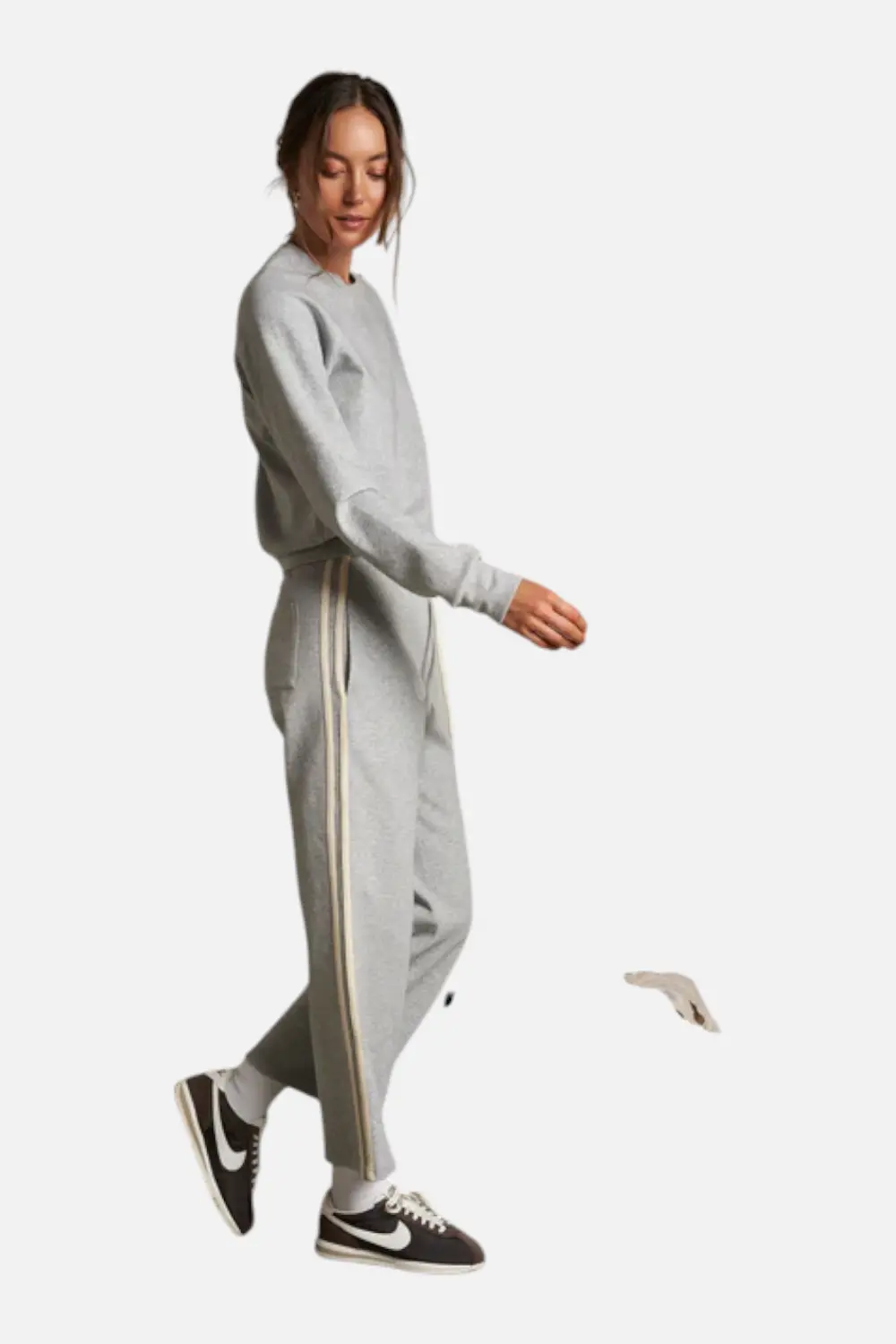 Perfect White Tee Women's Claud Cropped Travel Pant With Stripes In Heather Grey 2