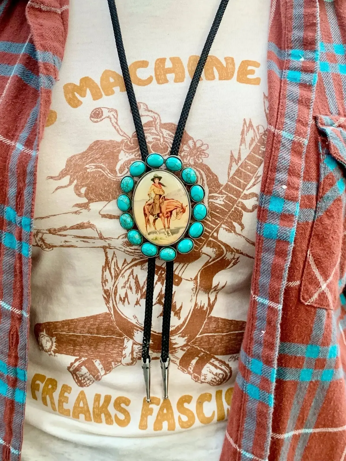 Cowgirl Turquoise Bolo Tie 2