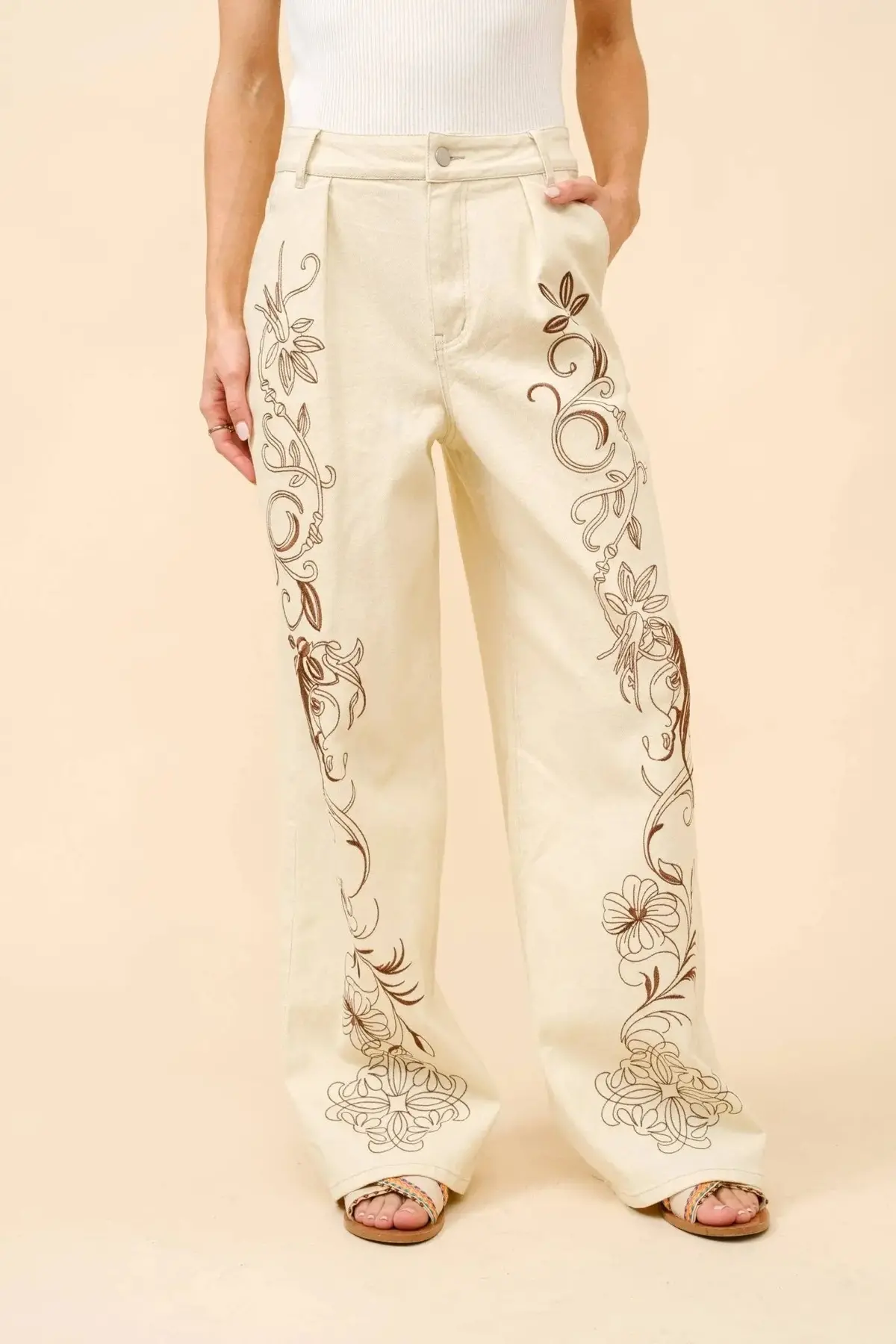 Embroidered Western Twill Loose Jeans 1