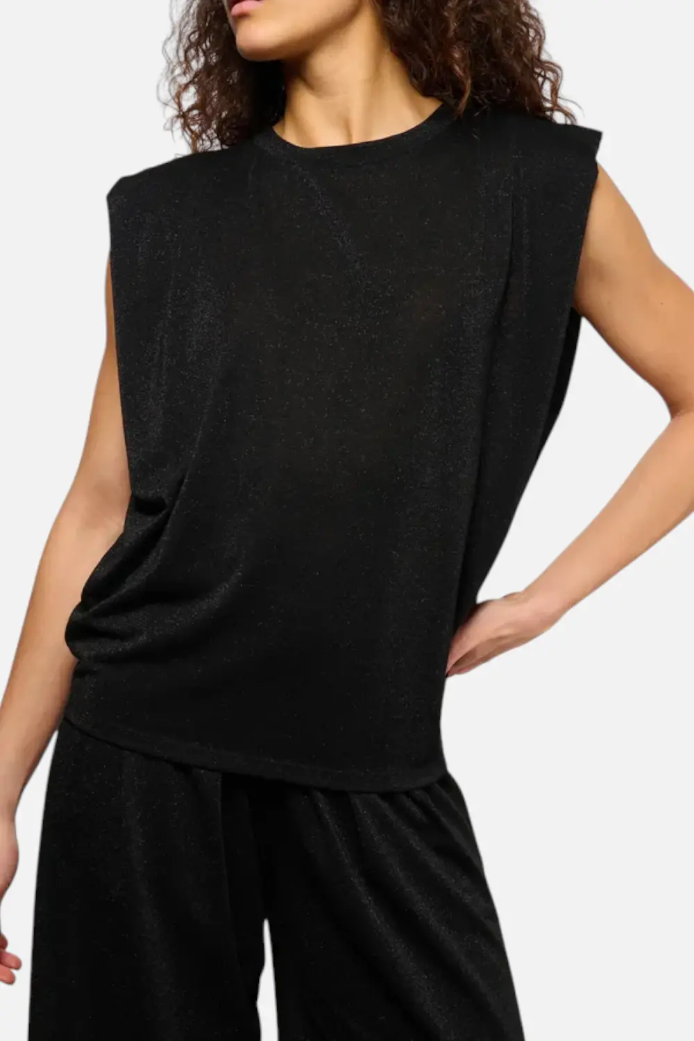 Momoni Women's Enna Tee Shirt In Nero 1
