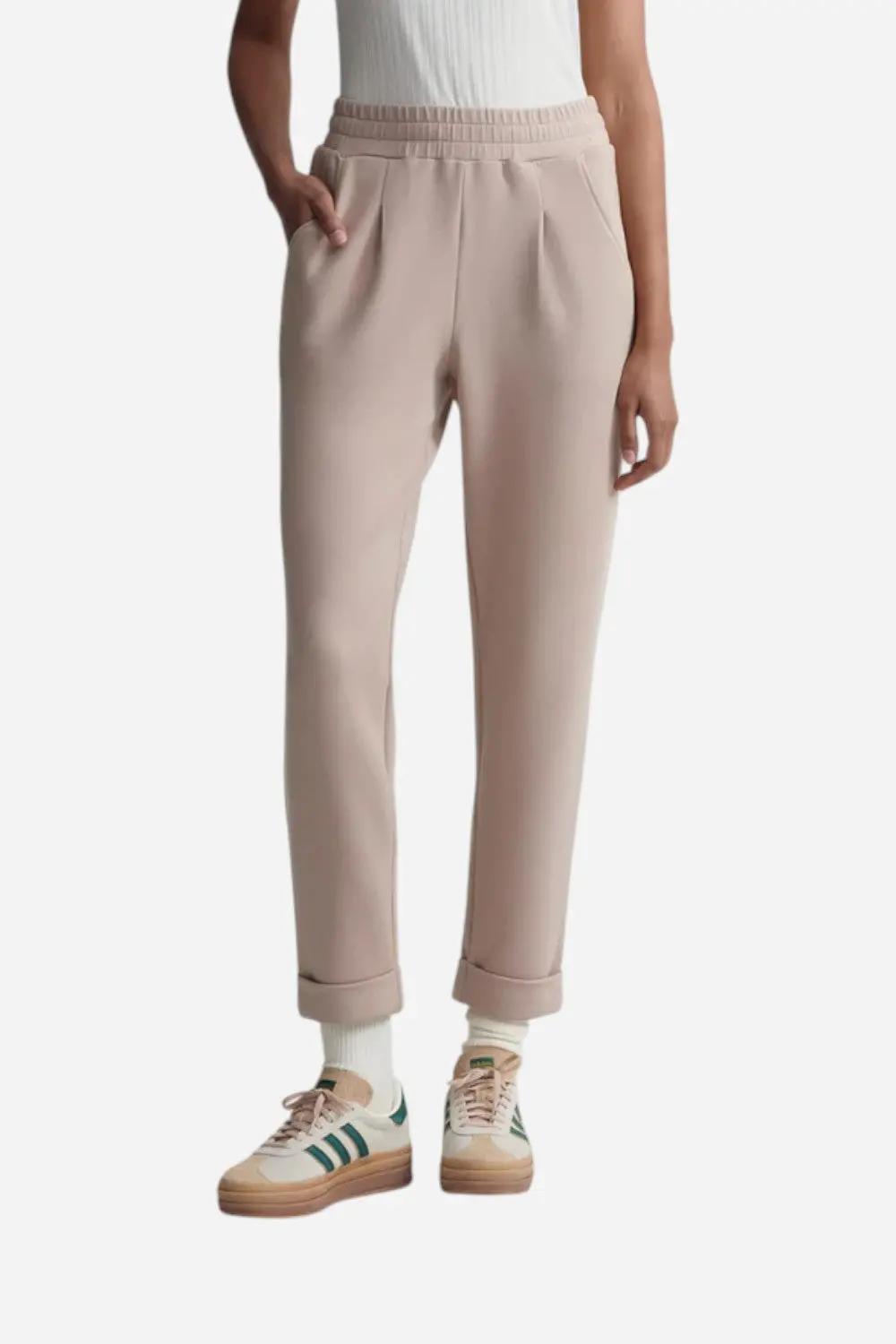 Varley The Rolled Cuff Pant 25" In Light Taupe 1