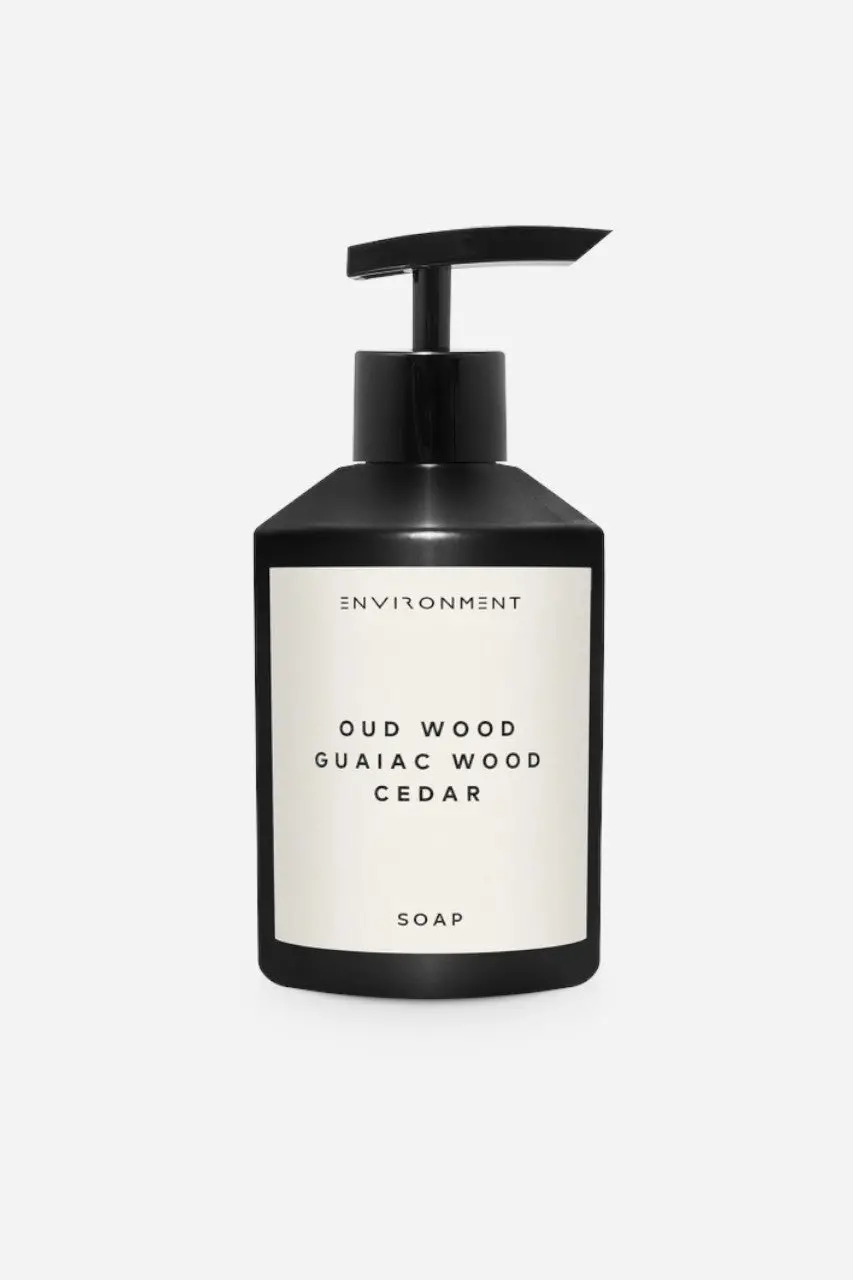 Environment Candles Oud Wood | Guaiac Wood | Cedar Hand Soap 1