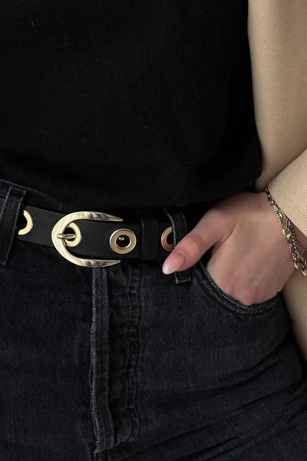 Brave Leather Ltd Leah Napa Belt In Smooth Black - Gold 2
