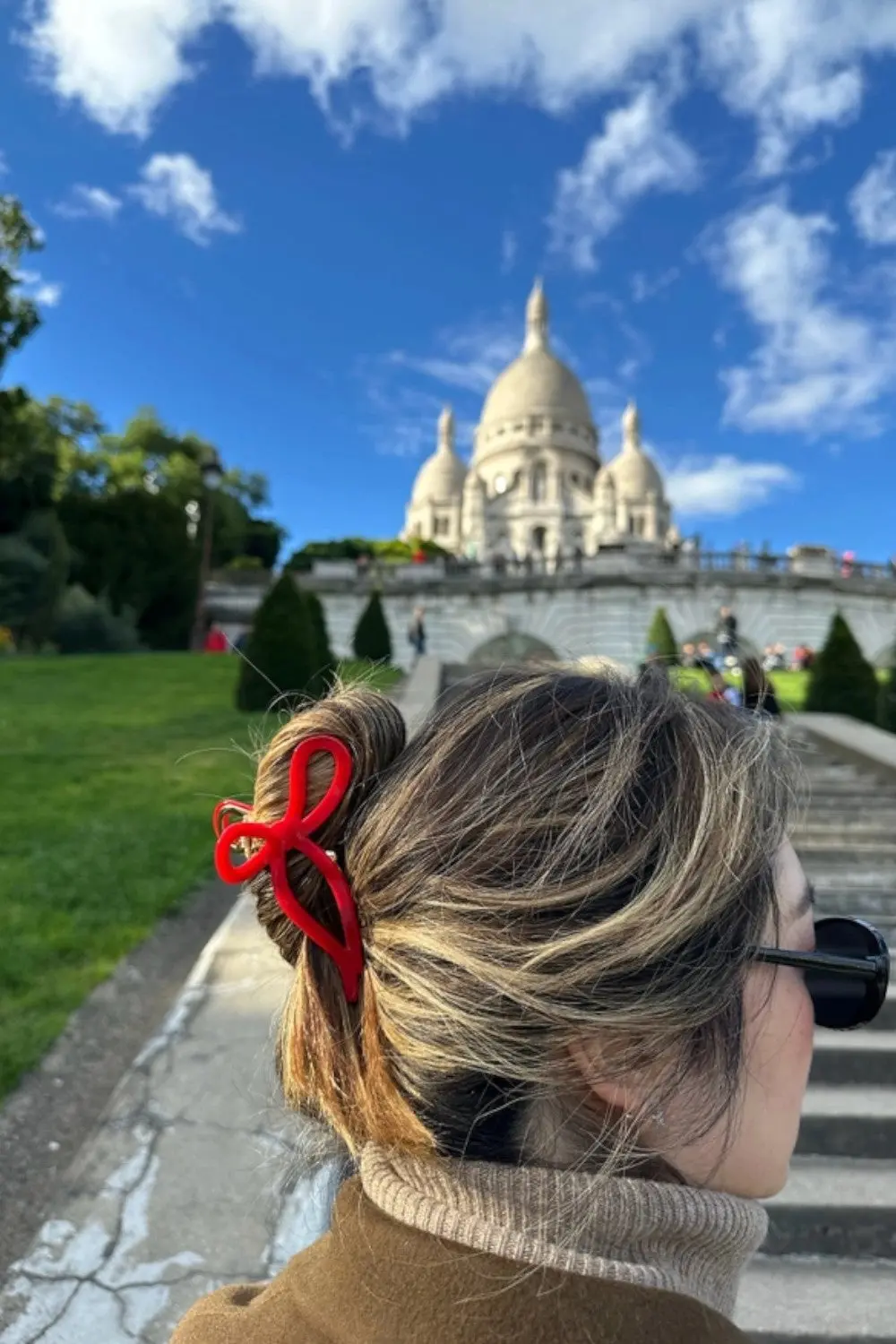 Solar Eclipse Ballet Bow Red Claw Clip 2