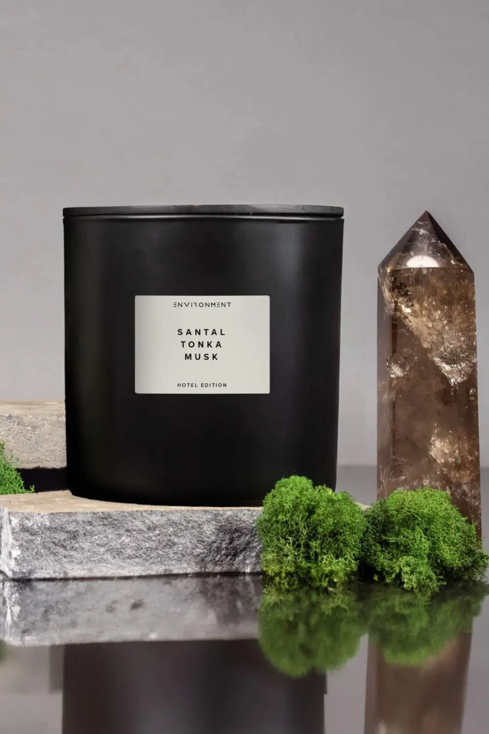 Environment Candles Santal | Tonka | Musk 4-Wick Candle 2